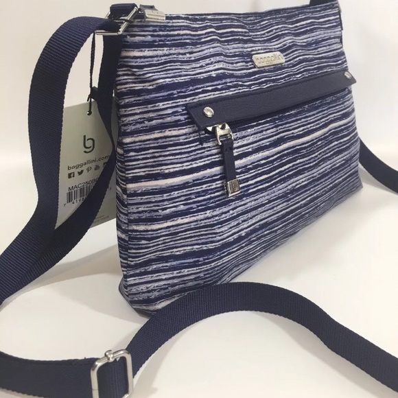 Baggallini Handbags - NWT Baggallini CROSSBODY BLUE & White